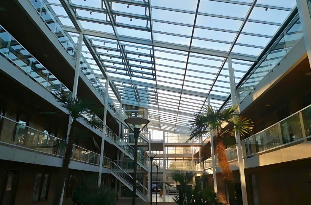 Glasheldere oplossingen voor atria