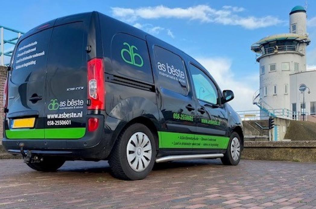 As Bêste kent geen 'nee', en neemt alles uit handen!