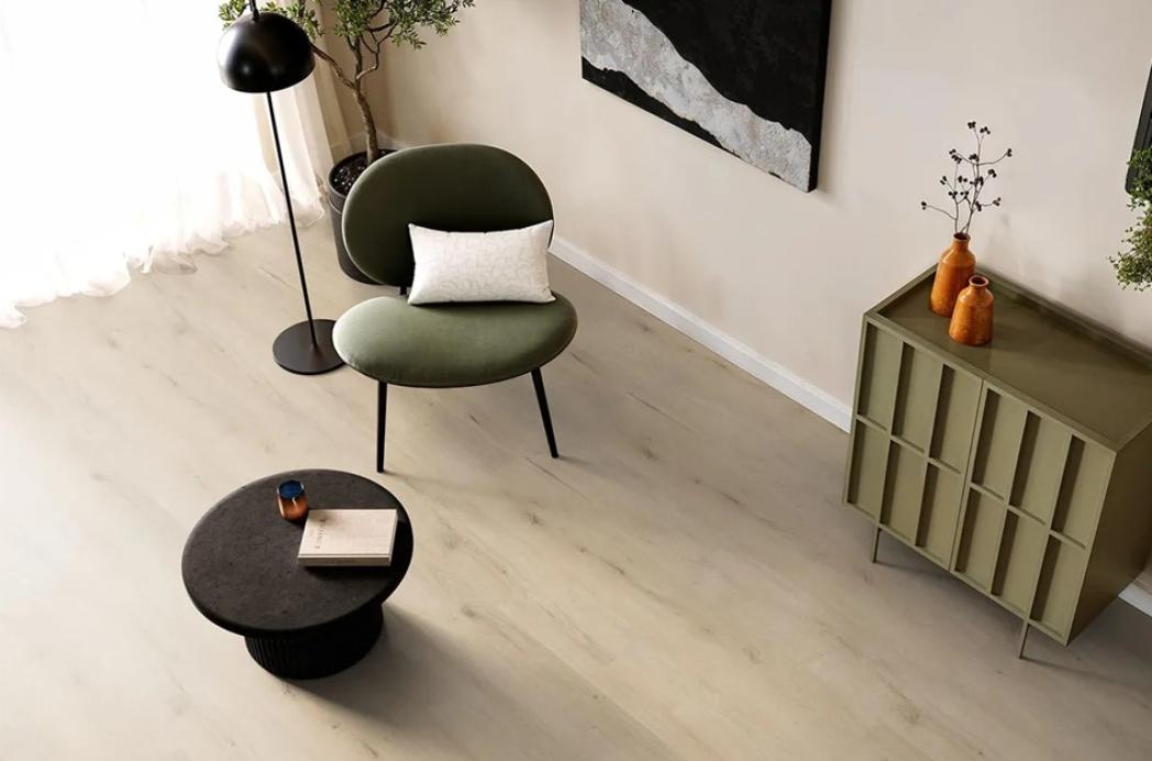 Praktische afwegingen rond klik-PVC in corporatiewoningen