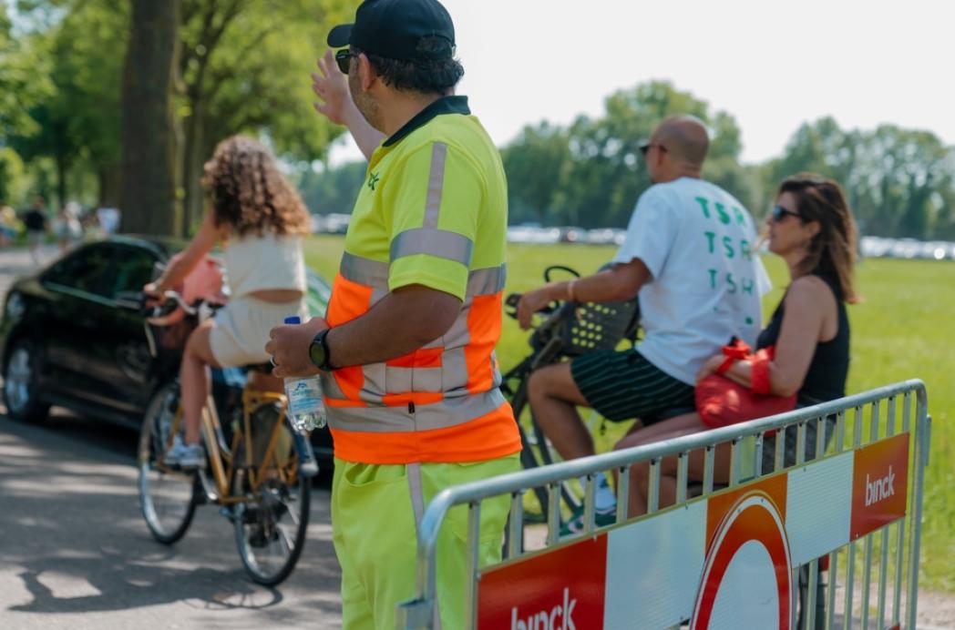 Veilig werken in de wijk: verkeersmaatregelen bij renovatie en onderhoud